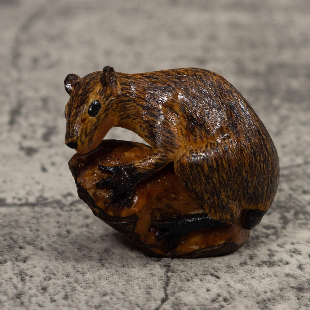 Neque Agouti Tagua Carving