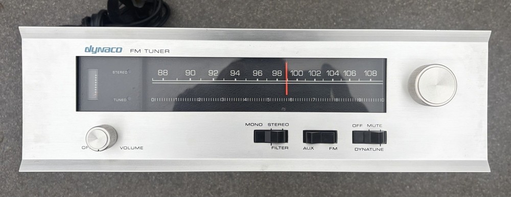 Dynaco FM-5 tuner