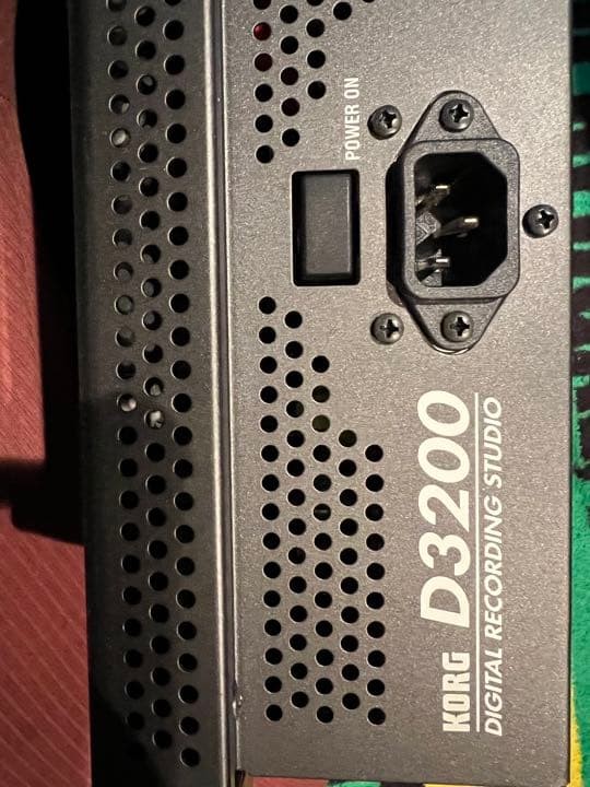 KORG D3200 Digital Multitrack Recorder 32-Track Studio Workstation Tested Used