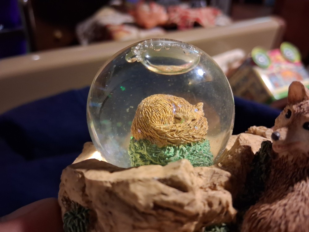 Giuseppi Studio 100 Fox Snow Globe Paperweight