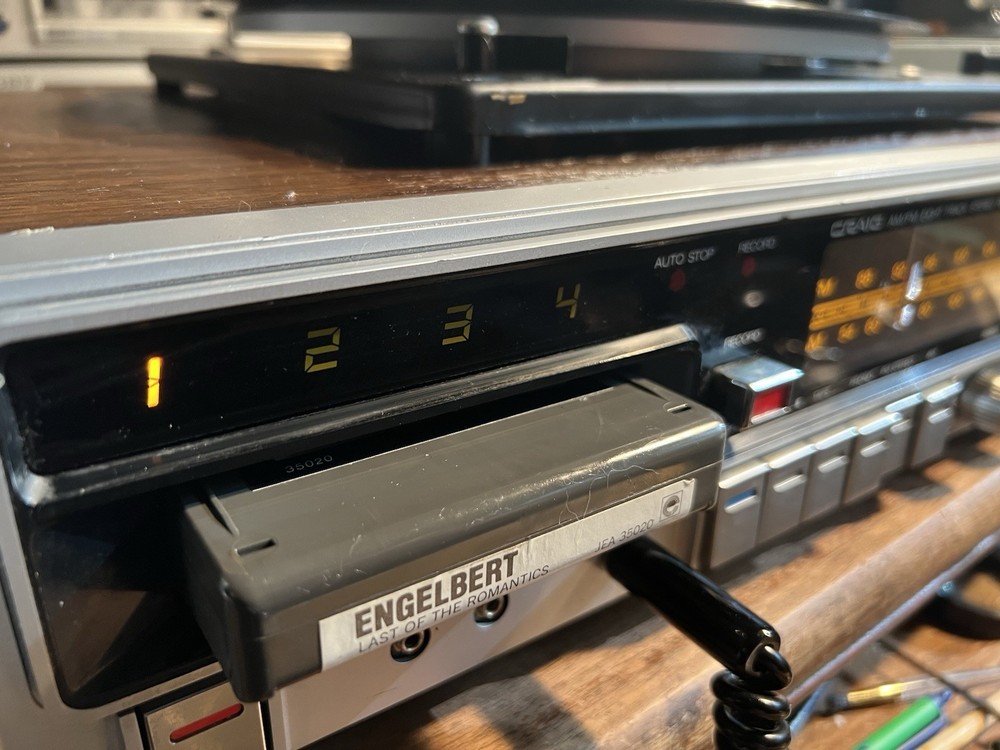 Craig AM/FM Receiver, Turntable & 8 Track Model H 360