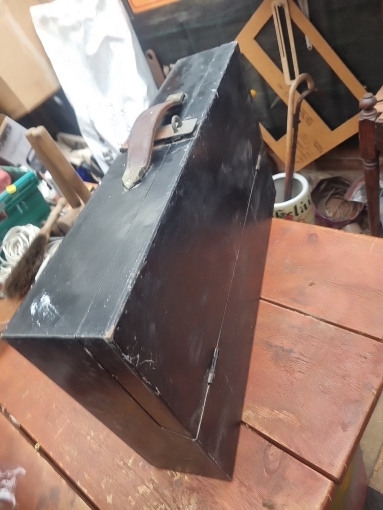 Wooden carpenters toolbox leather handle