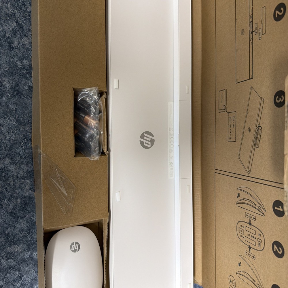 HP 710 White Wireless Keyboard Mouse Combo New