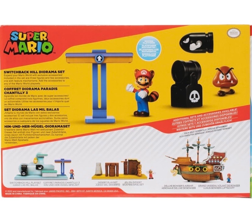 Super Mario Nintendo 2.5" Switchback Hill Diorama Set