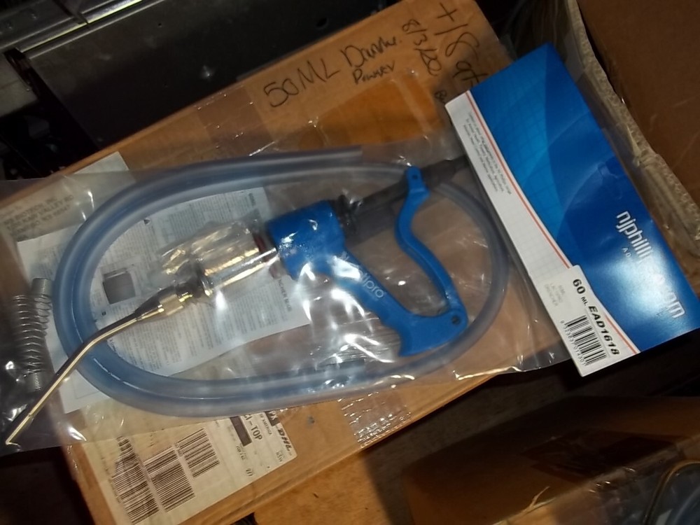 NJ Phillips Variable Automatic 60ml Cattle Drencher EAD1618 Loc T