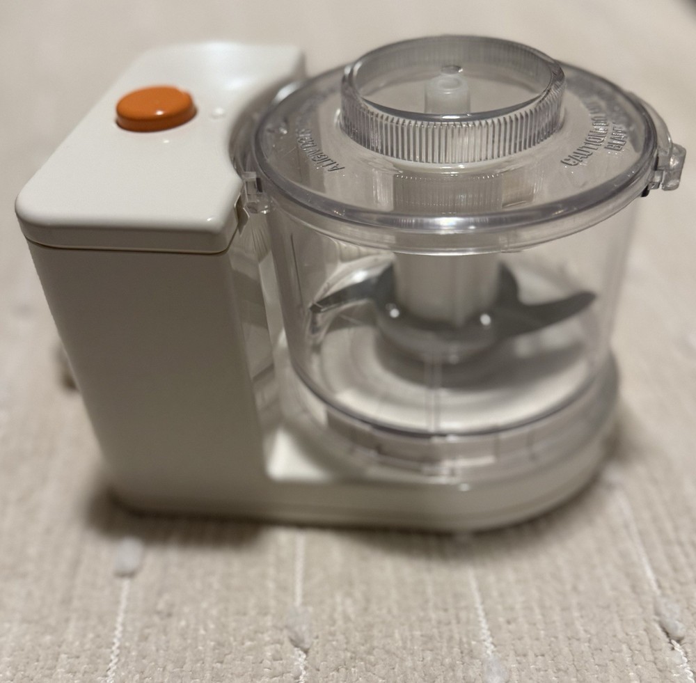 BLACK+DECKER Handy Chopper Mini Food Processor White Dishwasher-Safe Blade Lid