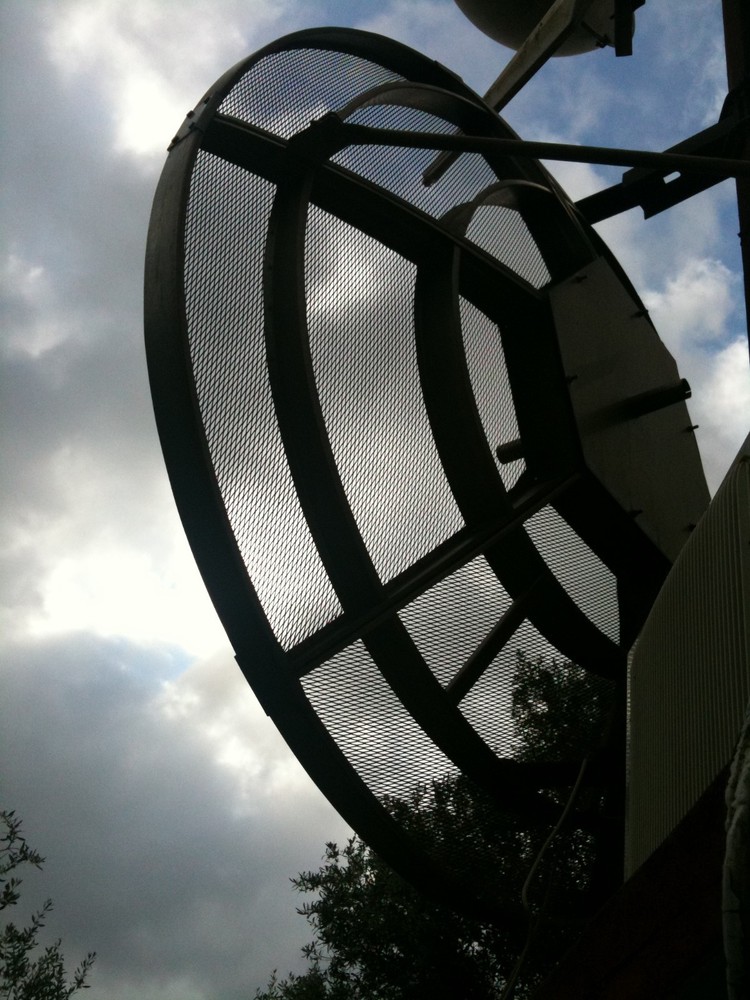 Parabola a Rete Inox Broadcast Mhz 400/960 - Mesh Parabolic Antennas - 2 mt