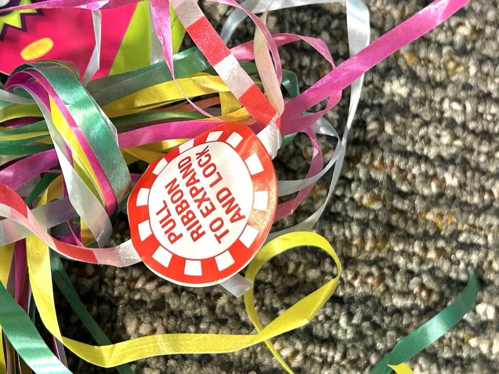 SHOPKINS PINATA Pullstring New See Notes