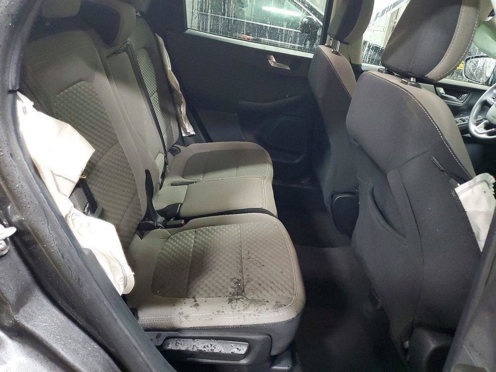 ESCAPE 2020 Air Shutter 897168