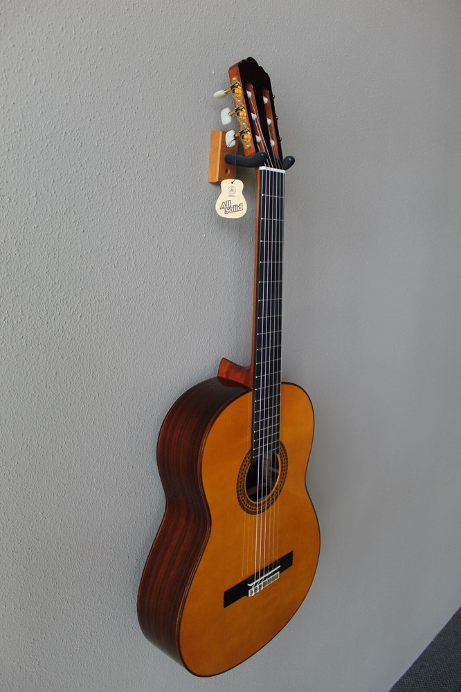 Brand New Yamaha GC22S Nylon String Classical Guitar with Softshell Case