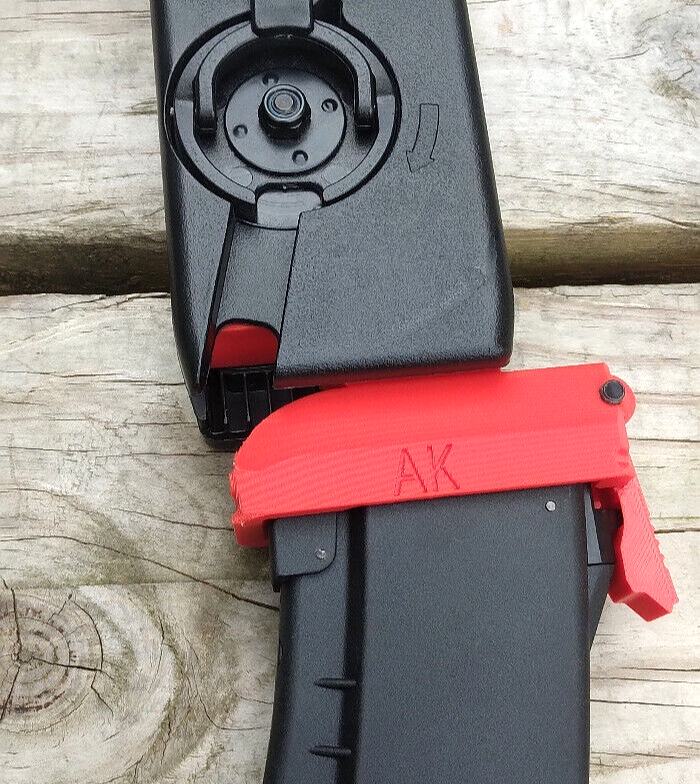 CYMA / LCT AK AEG Odin Speedloader Adapter (Red)