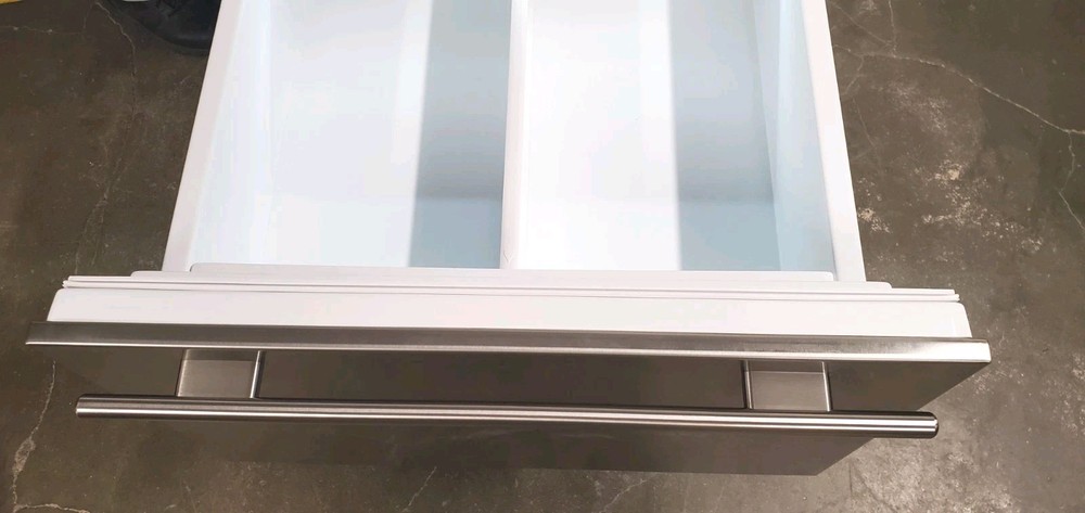 SUB-ZERO UNDERCOUNTER REFRIGERATOR DRAWERS