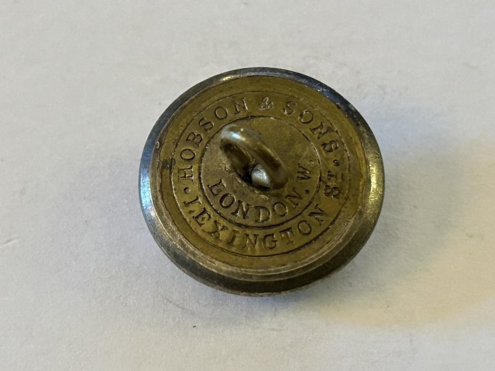 CHIEF & ASSISTANT CHIEF CONSTABLES VINTAGE POLICE BUTTON