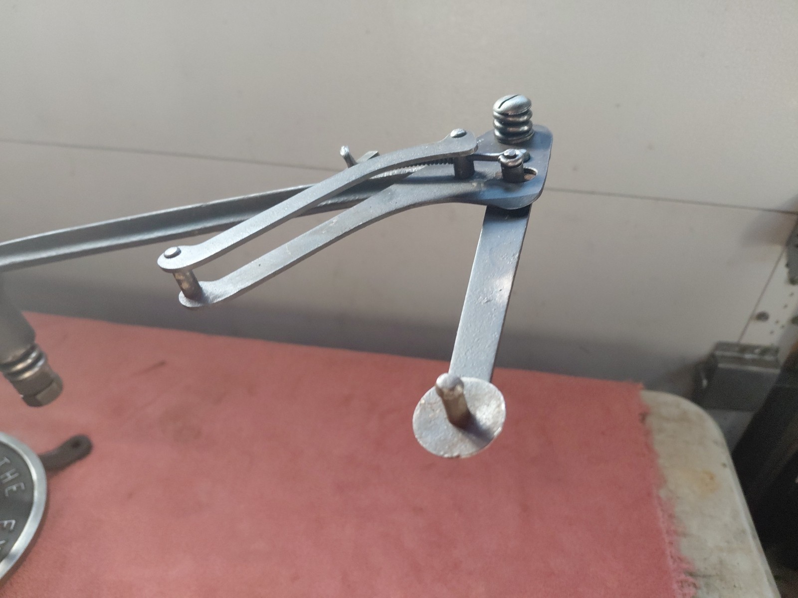 The Expert 1892 Skeet Pigeon Shooter Blue Rock Trap Cleveland Target Co #4 2