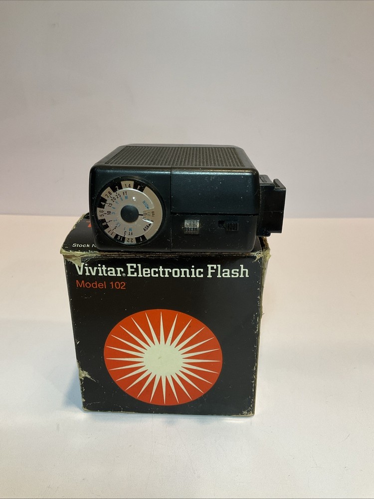 Vivitar Electronic Flash Model 102 Working Good Box!