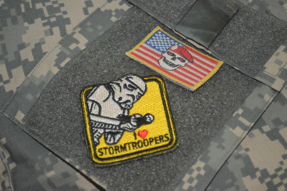 COMBINED JOINT SP OPS TASK FORCE CJSOTF-A vêlkrö 2-PC: CAMO FLAG + STORMTROOPER
