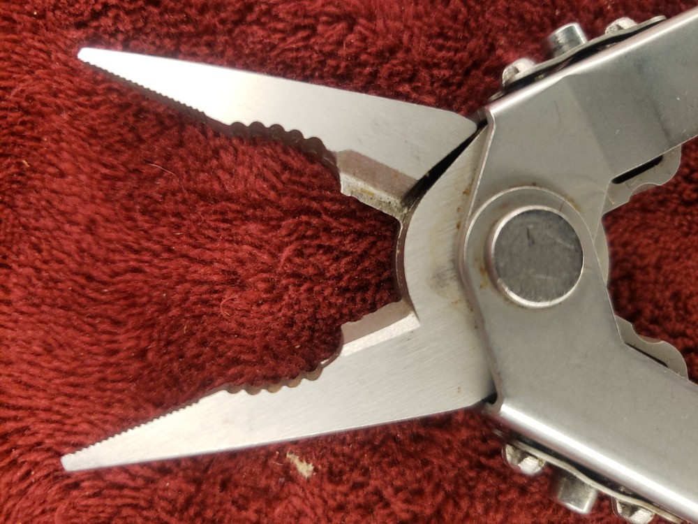 🔪🔪🔪 Gerber Multi Tool Needlenose MP400 with scissors 4sw