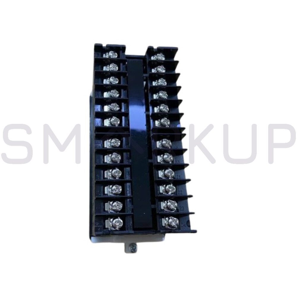 New In Box OMRON E5EC-QX2ASM-800 Temperature Controller 100-240VAC