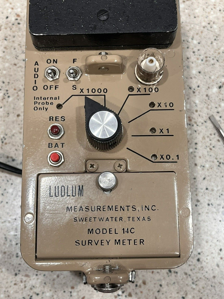 Ludlum Model 14C Survey Meter w/ Pancake Probe