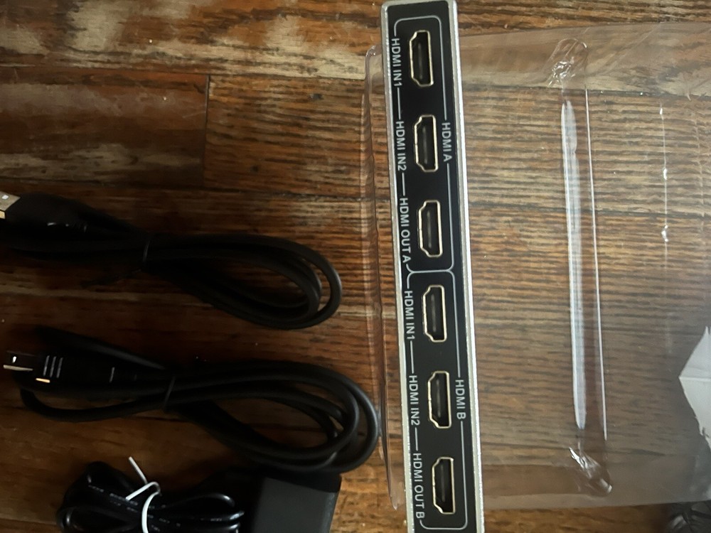 Audio Video Processor 4K HDMI USB KVM SWITCH 2x2 New Opened Box