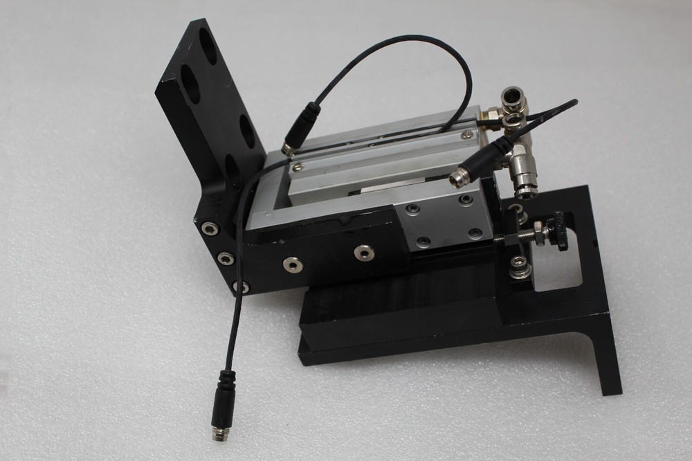 COMPACT AUTOMATION QS04-351-L2 PRECISION LINEAR STAGE WITH BRACKET