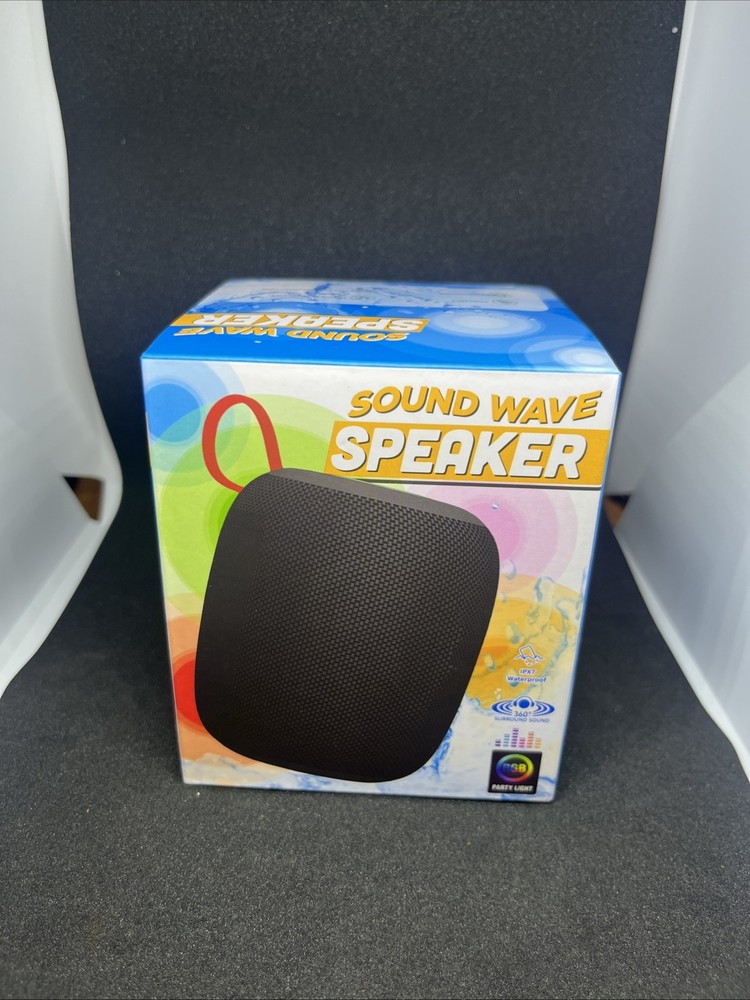 SoundWaves Splash-Proof Bluetooth Speaker W/ Multi Function Light