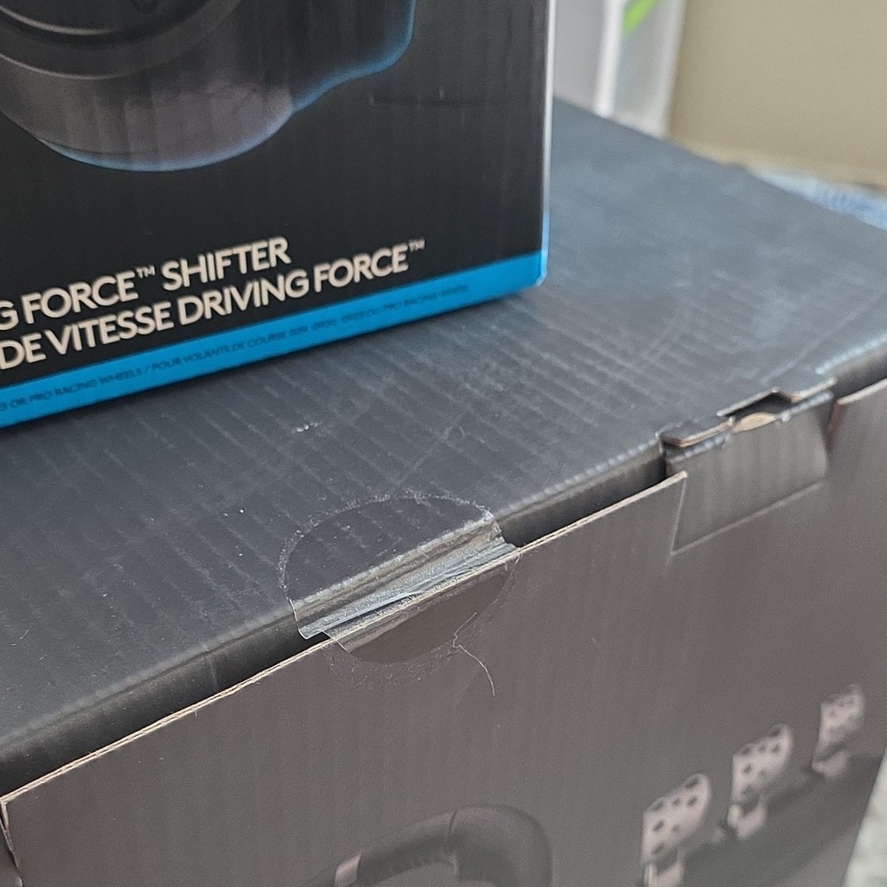 Logitech G920 Racing Wheel, Pedals & Driving Force Shifter Bundle for Xbox