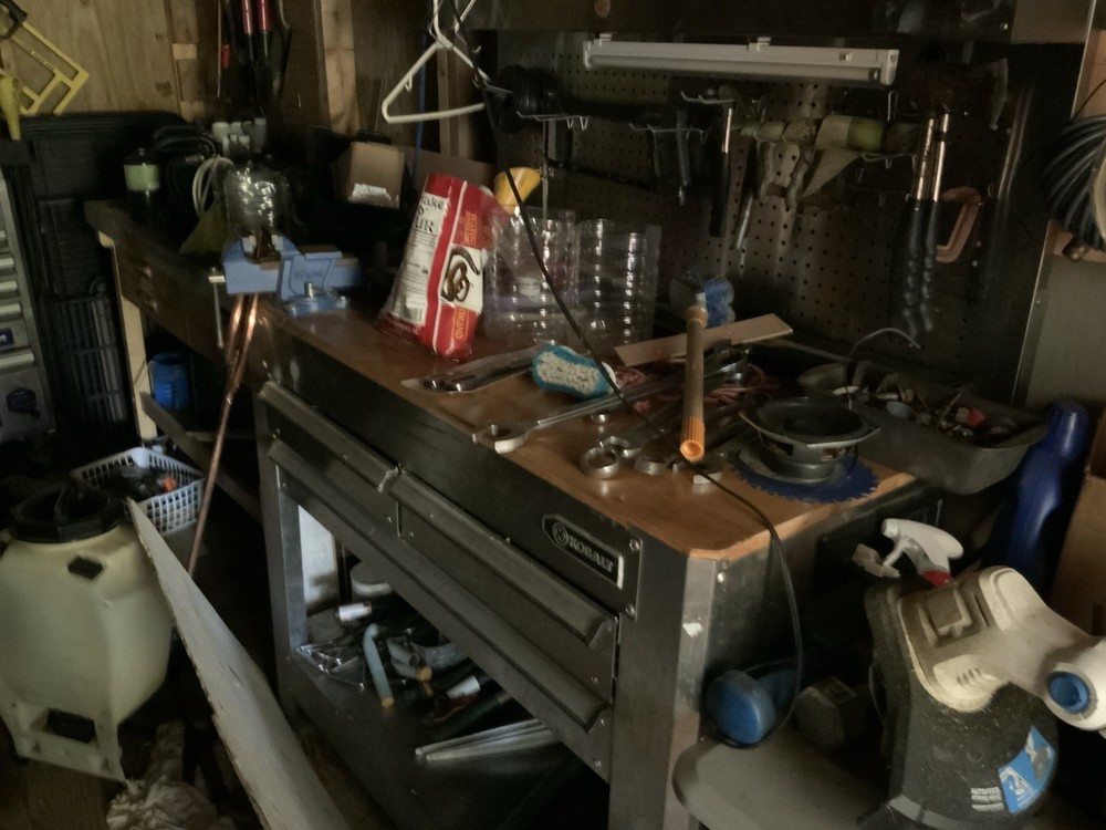 Wooden Work Bench With Light