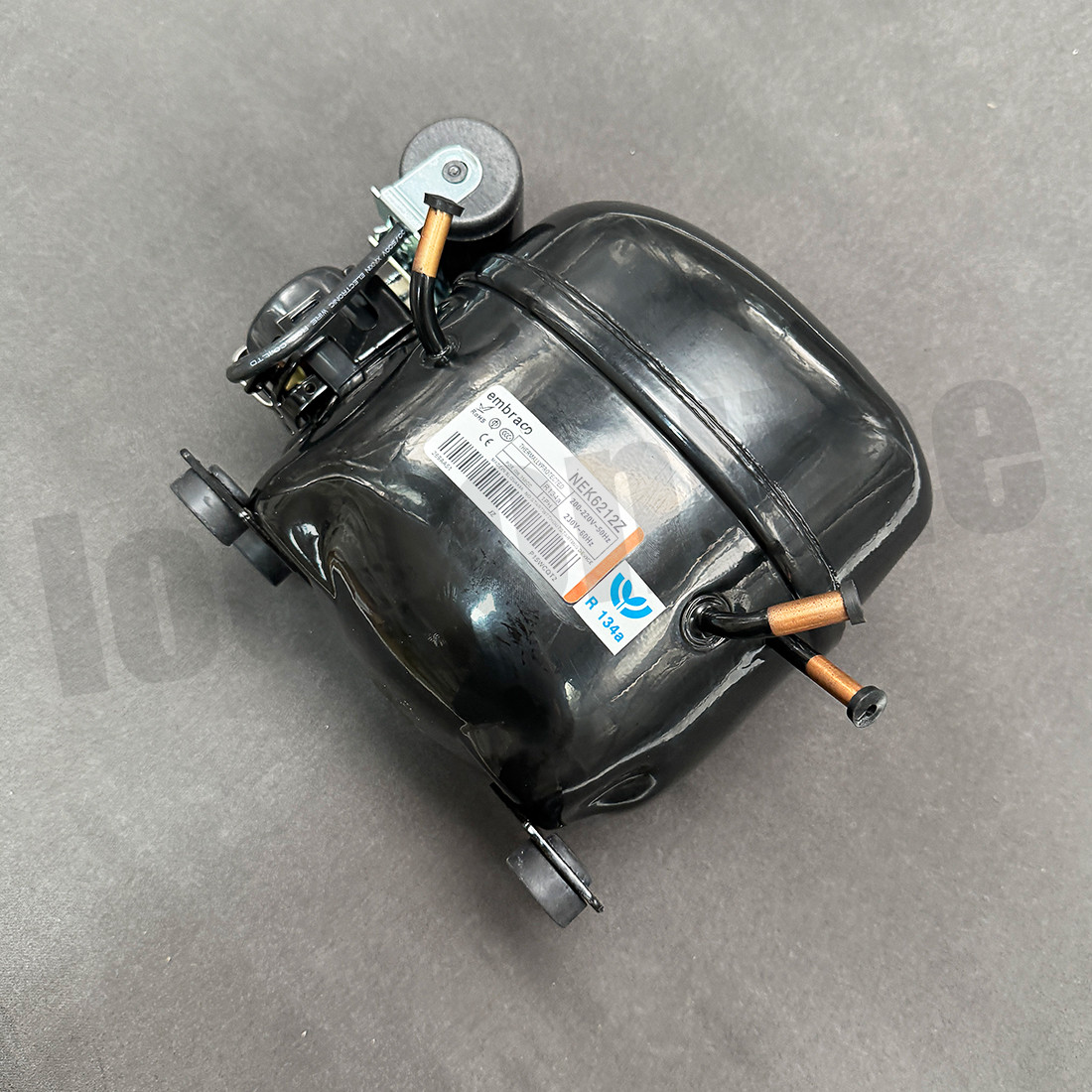 Brabd New NEK6212Z R134 for Refrigerator freezer compressor 220-220V 50Hz 1PH