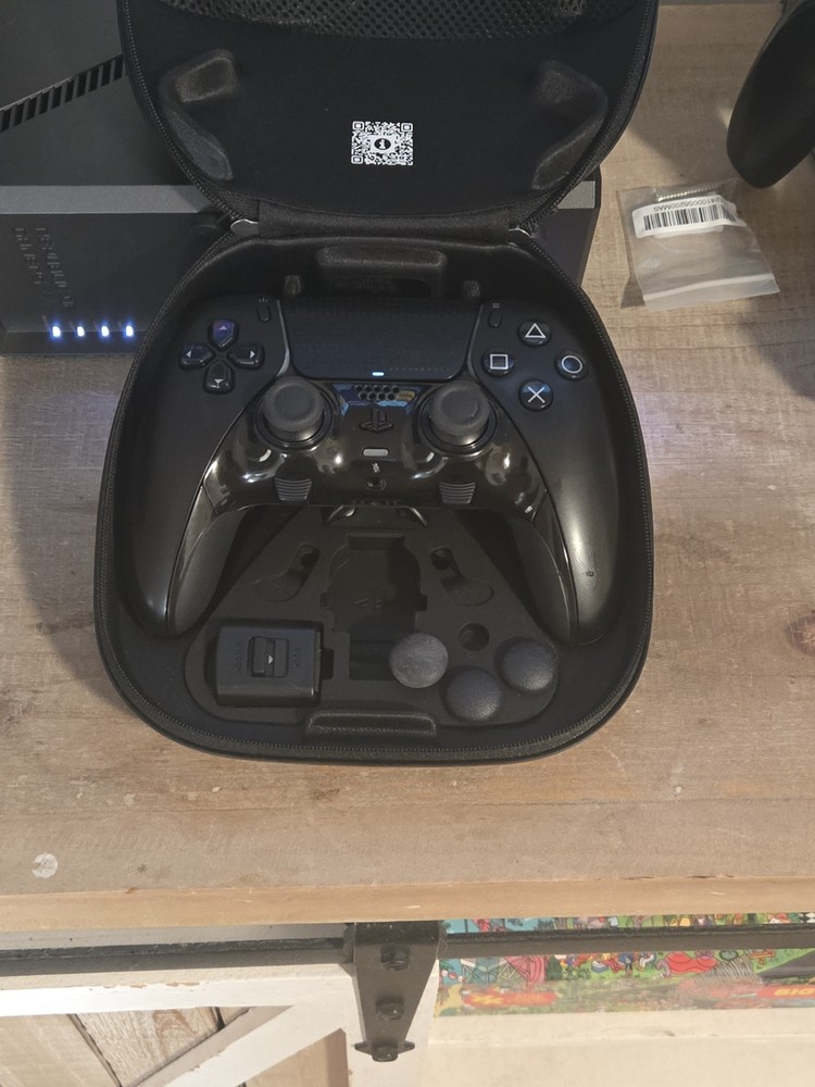 PS5 Console with 810 Games attached to Account