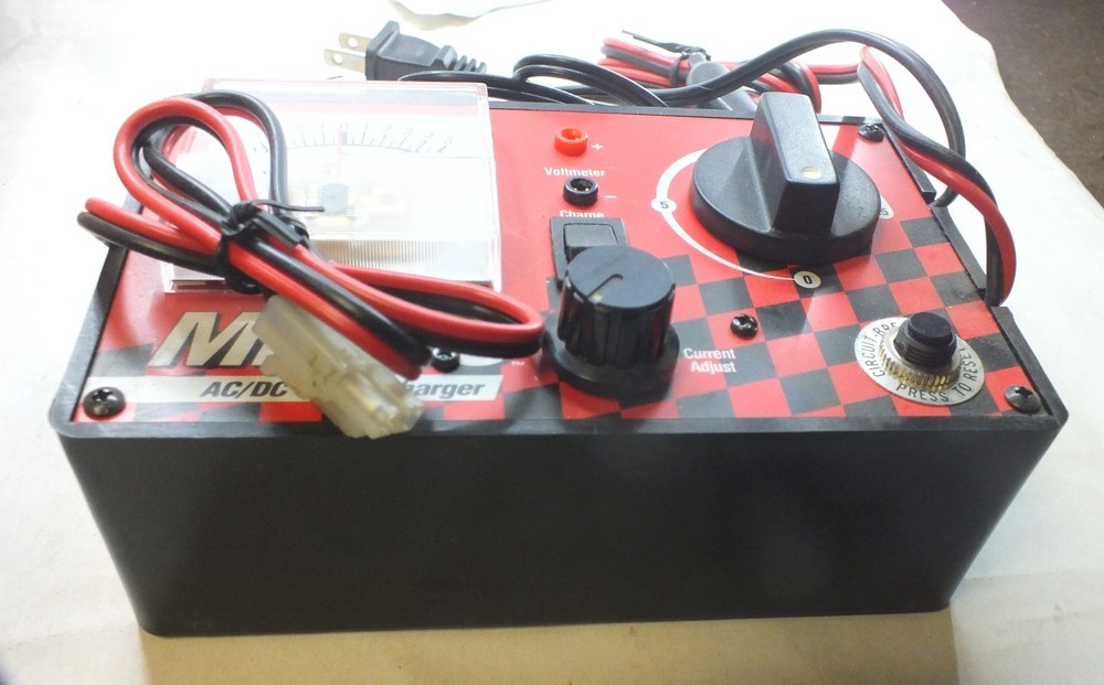 Dynamite Mega 3 Quick Charger AC/DC Adjustable Current Rate - P939