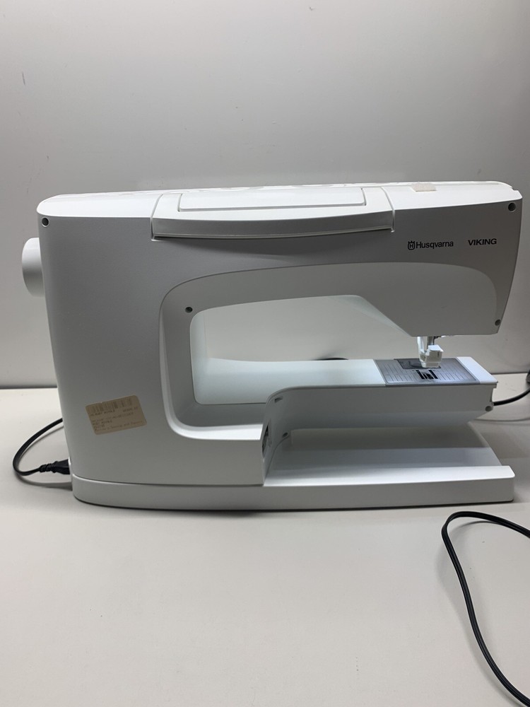 Husqvarna Viking Designer Ruby Royale Embroidery Machine