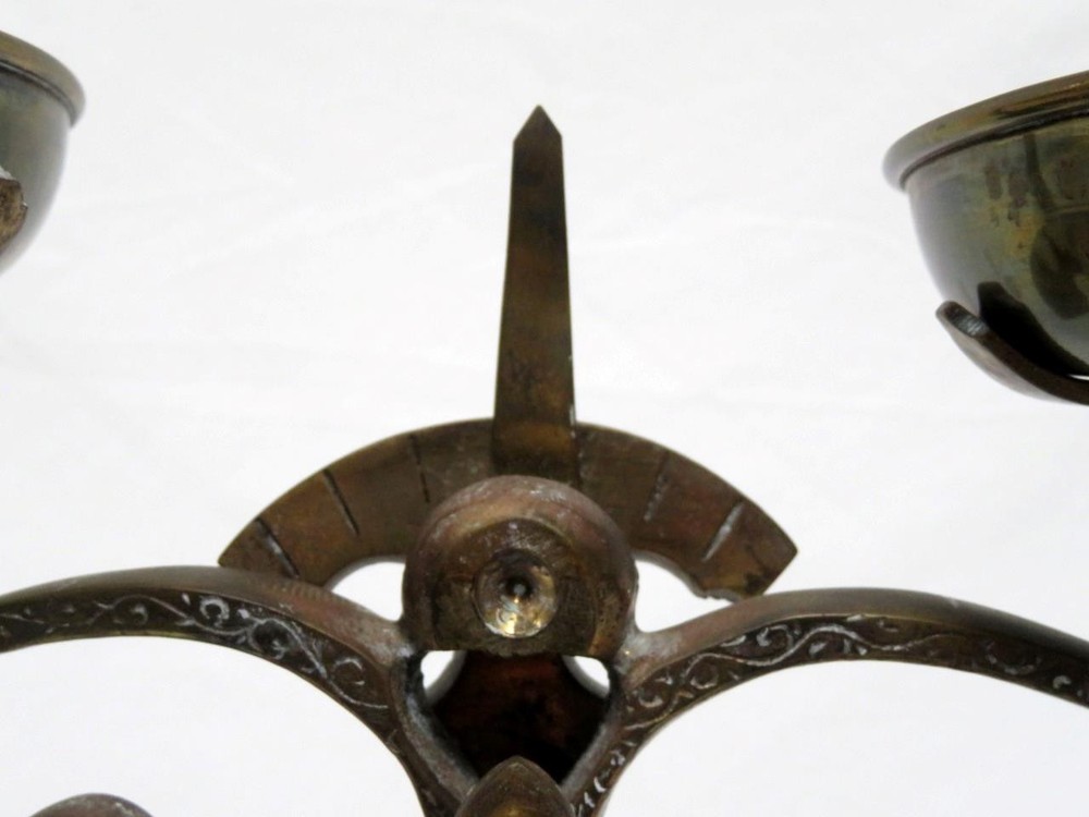 Antique Brass Motif Balance Scale