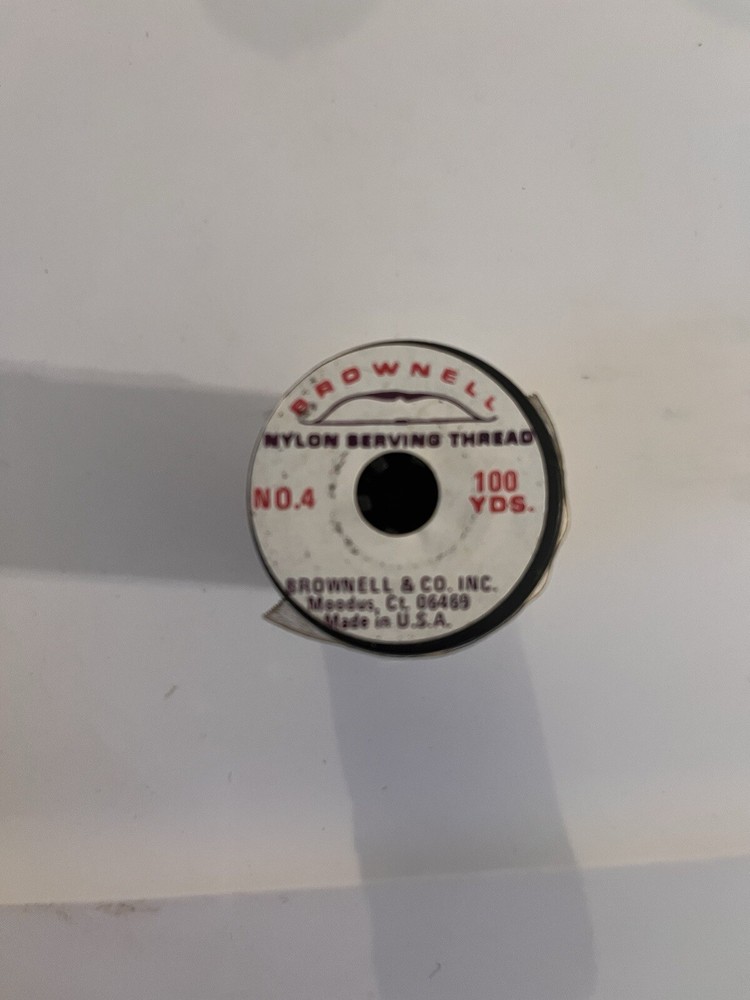 BROWNELL 100 YARD SPOOL NO. 4 NYLON SERVING THREAD WHITE