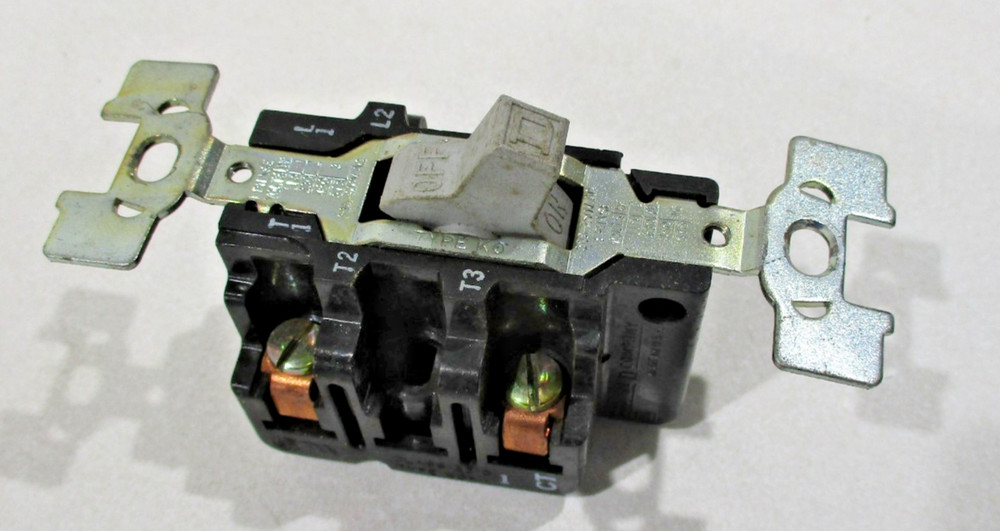 CL2510 Square D Manual Motor Switch Type K0 KO