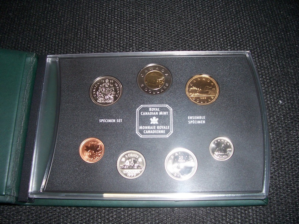 "Specimen Sets" 1999,2000 Old Design,2000 New Design & 2001 (4 Sets)