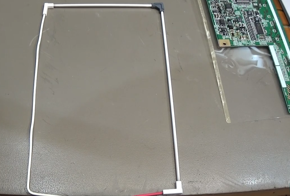 ICOM IC-7800 early / IC-7700 LCD BACKLIGHT REPLACEMENT(DRIVER BOARD INCLUDED)