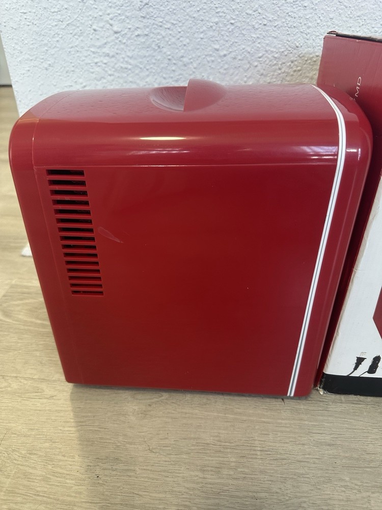 Coca-Cola 6-Can Mini Fridge Cooler/Warmer with Bluetooth Speaker