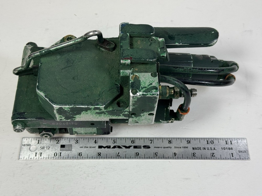 MODEL 6304 PNEUMATIC STRAPPING TOOL MADE IN ITALY