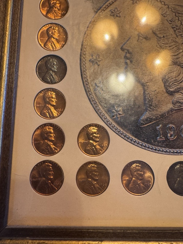 4 Small Display Coin Sets