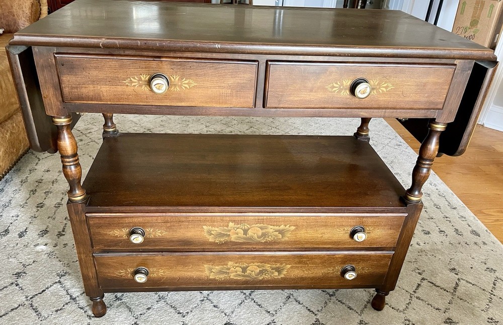 L. Hitchcock server/table