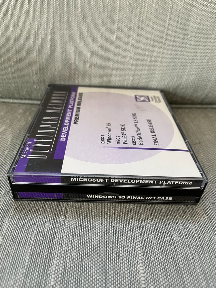 Set 3 CD Microsoft Developer Network w/CD Key Development Platform Final Premium