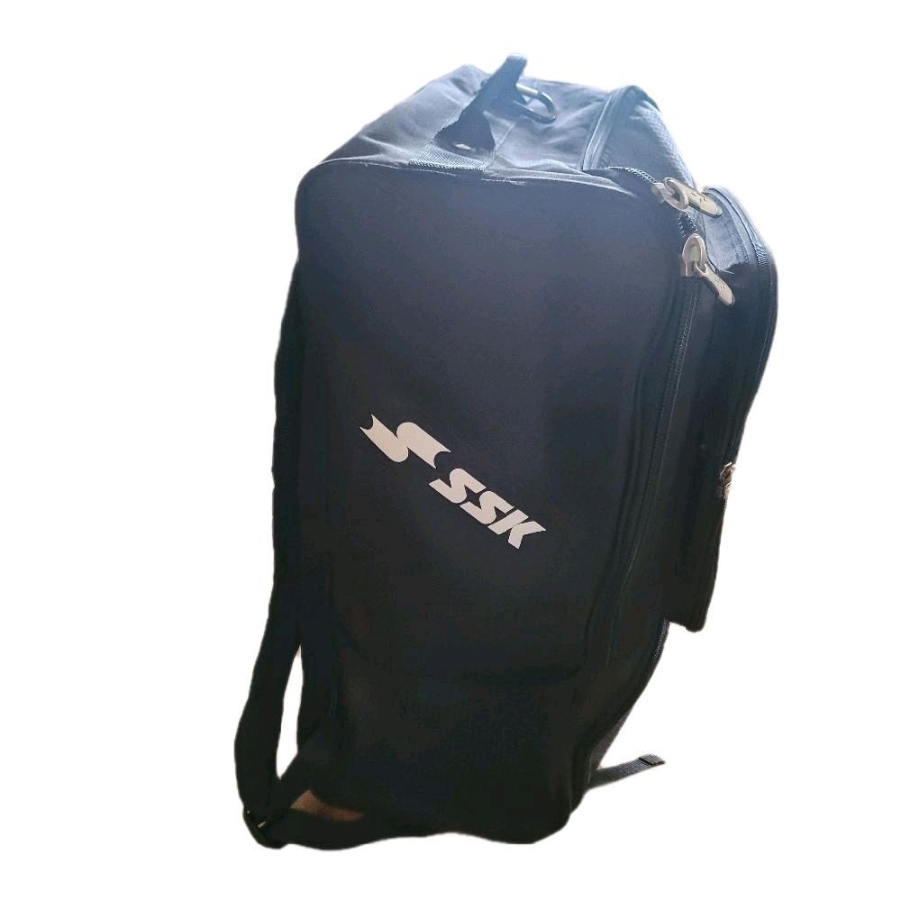 SSK Elite Black Backpack Baseball Softball - GREAT OVERALL...