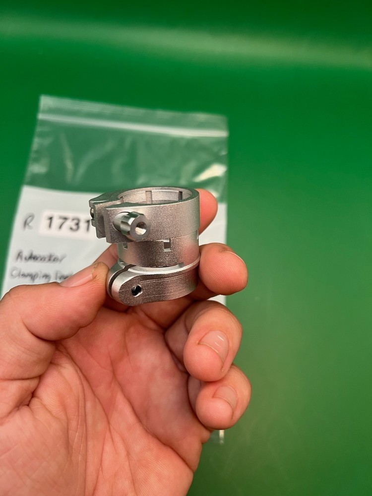 Autococker Clamping Feedneck