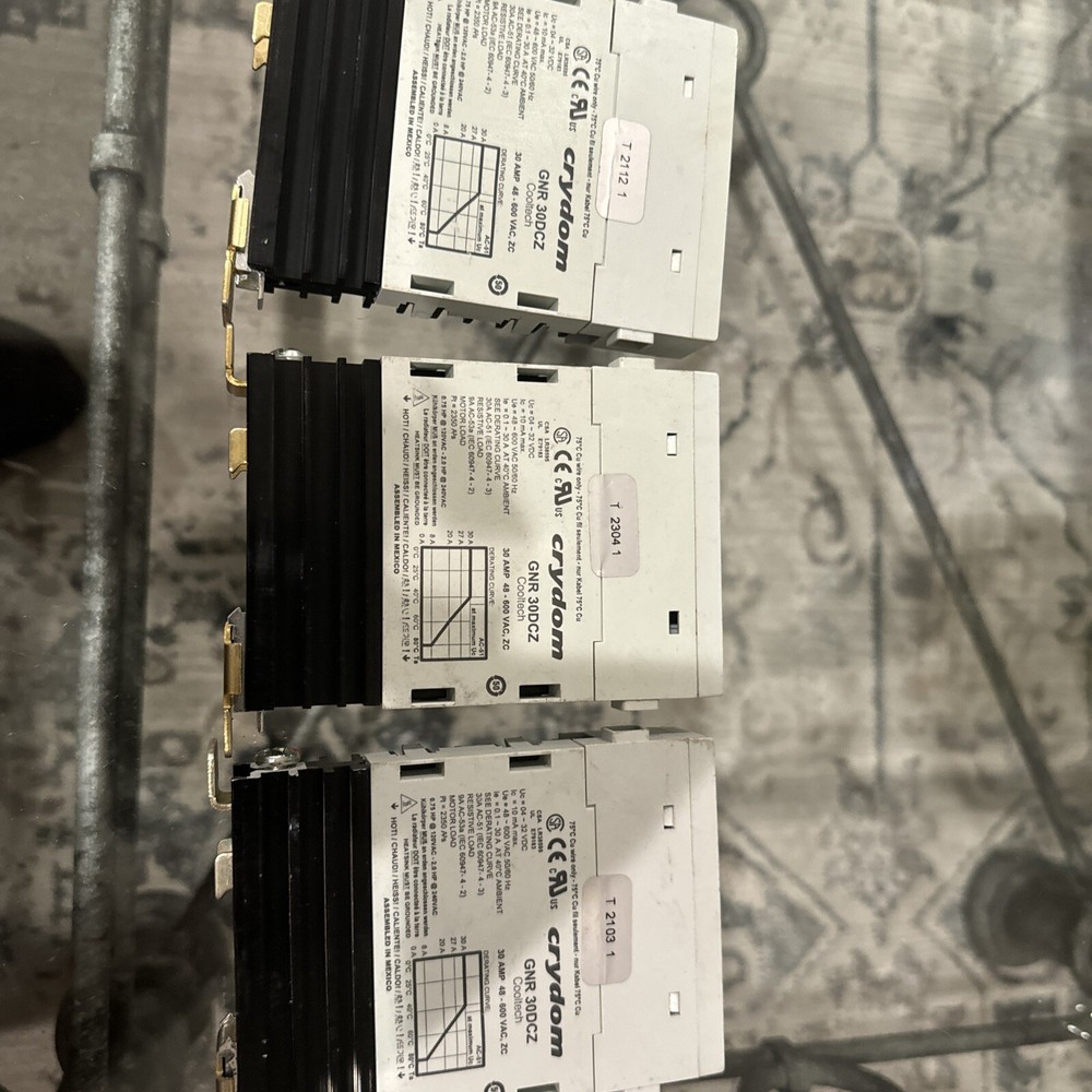 3 Lot - Crouzet GNR30DCZ Solid State Relay