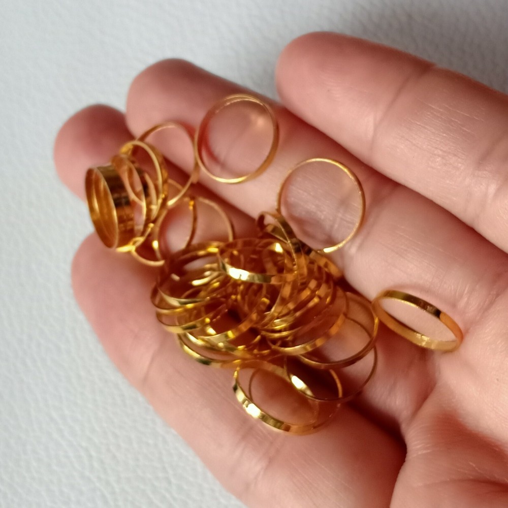 30 Pcs Small brass ring / Gold Plated " For purpose"