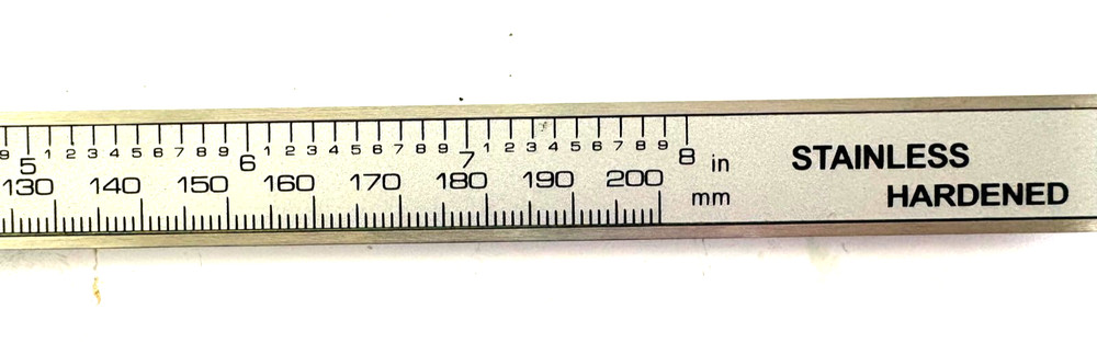 8" DIGITAL CALIPER ELECTRONIC STAINLESS INCH/METRIC WITH CASE