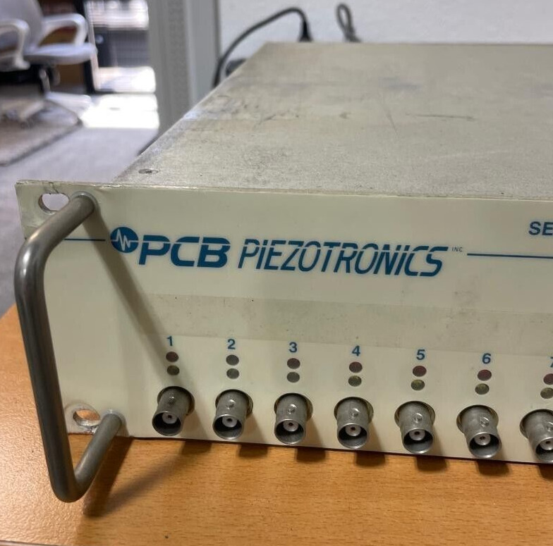PCB Piezotronics 481A Sensor Signal Conditioner