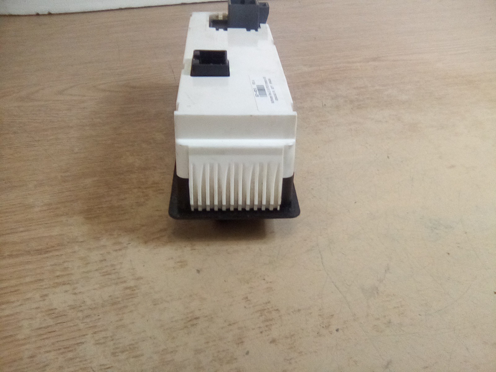 Peterbilt 387 OEM Q21-6012 Climate Control "MISSING KNOB"