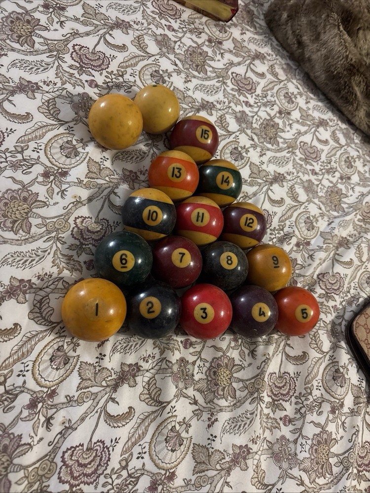 Vintage Billiard Pool Balls Complete Set With Cue Balls